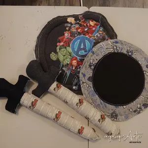 ESPADAS Y ESCUDOS de tela